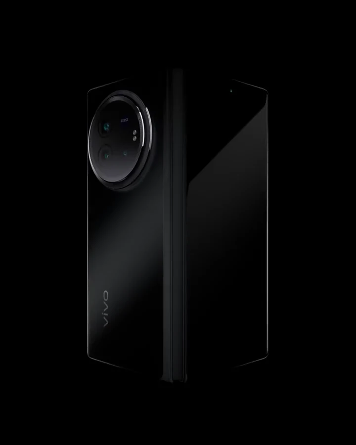 X Fold5 silhouette reveal