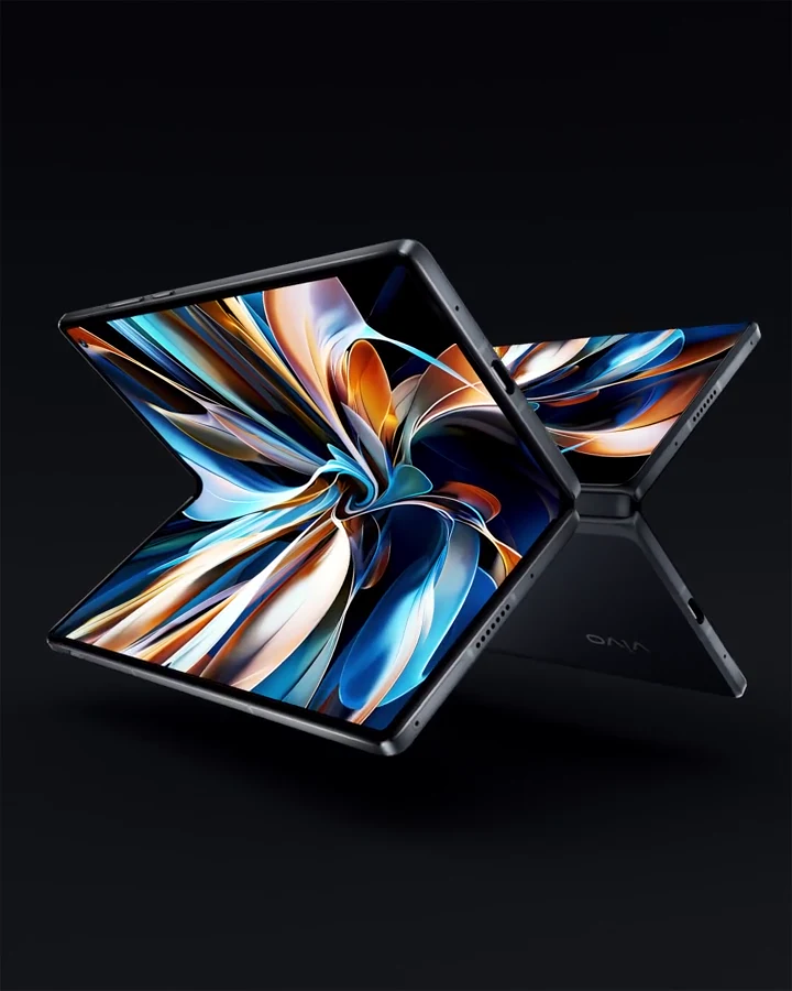 X Fold5 hinge and screen animation